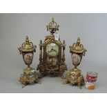 French clock garniture - Approx. height of clock: 41cm