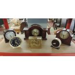 Collection of 5 mantel clocks together with a vintage timer