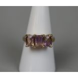 9ct gold 3 stone mystic topaz set ring - Size P