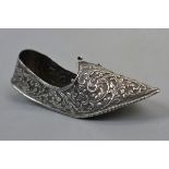 Heavy silver slipper marked 925 - Approx weight 154g