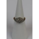 9ct gold diamond set ring - Size H