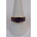 9ct gold 5 stone amethyst set ring - Size P«