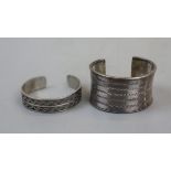 2 silver bangles