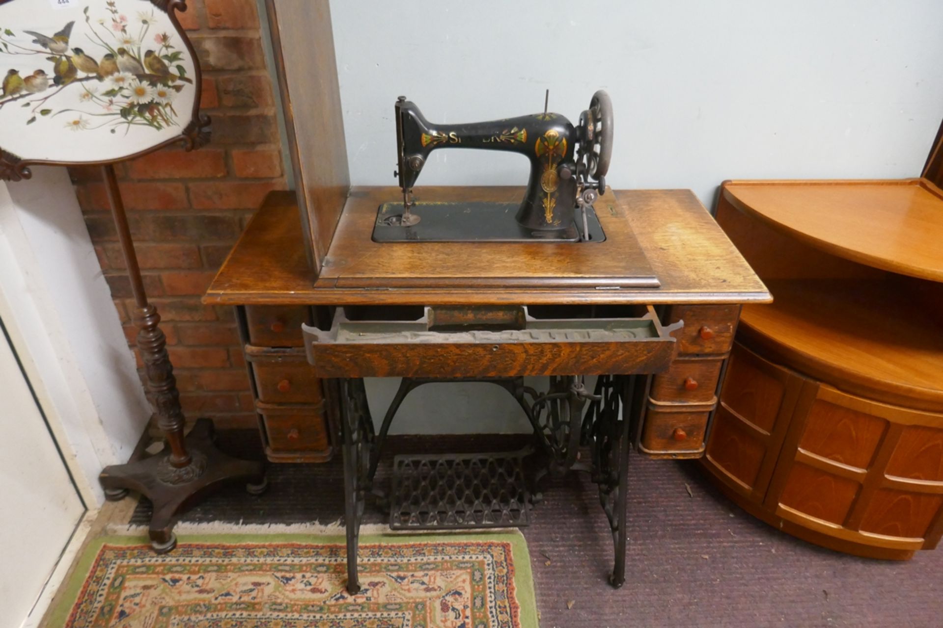 Singer sewing machine table - Image 2 of 5