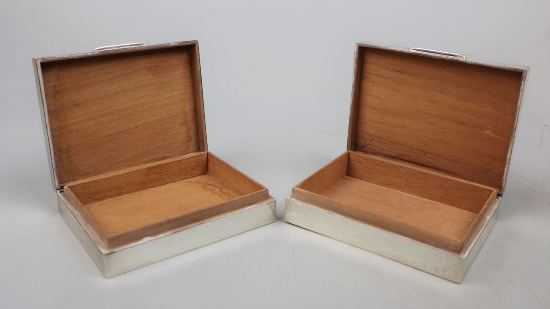 2 hallmarked silver cigarette boxes - Image 2 of 2