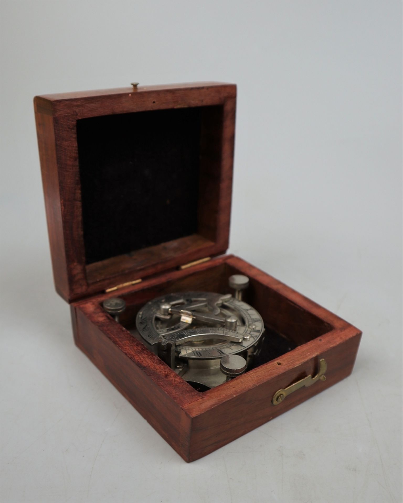 Cased compass - Image 4 of 4