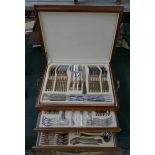 Canteen of cutlery by SBW in wooden chest (as new)