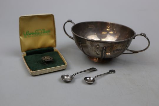 Collection of hallmarked silver - Approx 225g - Image 1 of 5