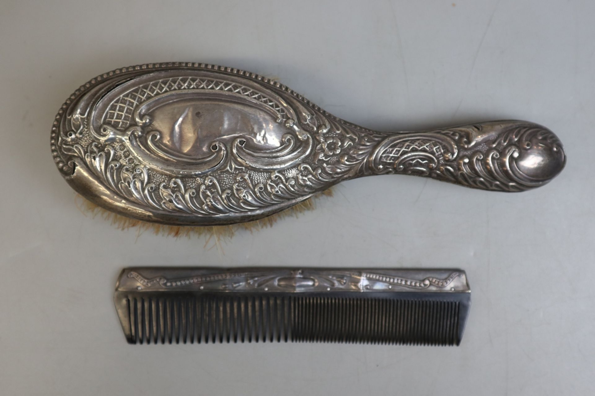 Hallmarked silver brush and comb set in original fitted box - Image 2 of 2