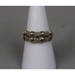 9ct gold diamond set ring - Size M«
