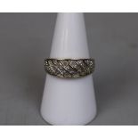 9ct gold diamond set ring - Size O«