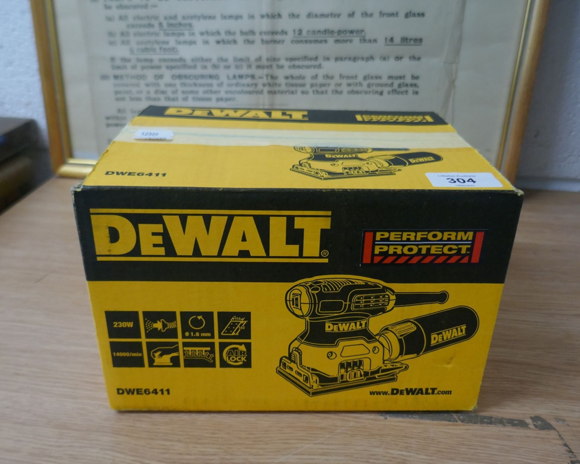 Dewalt orbital sander in box used once