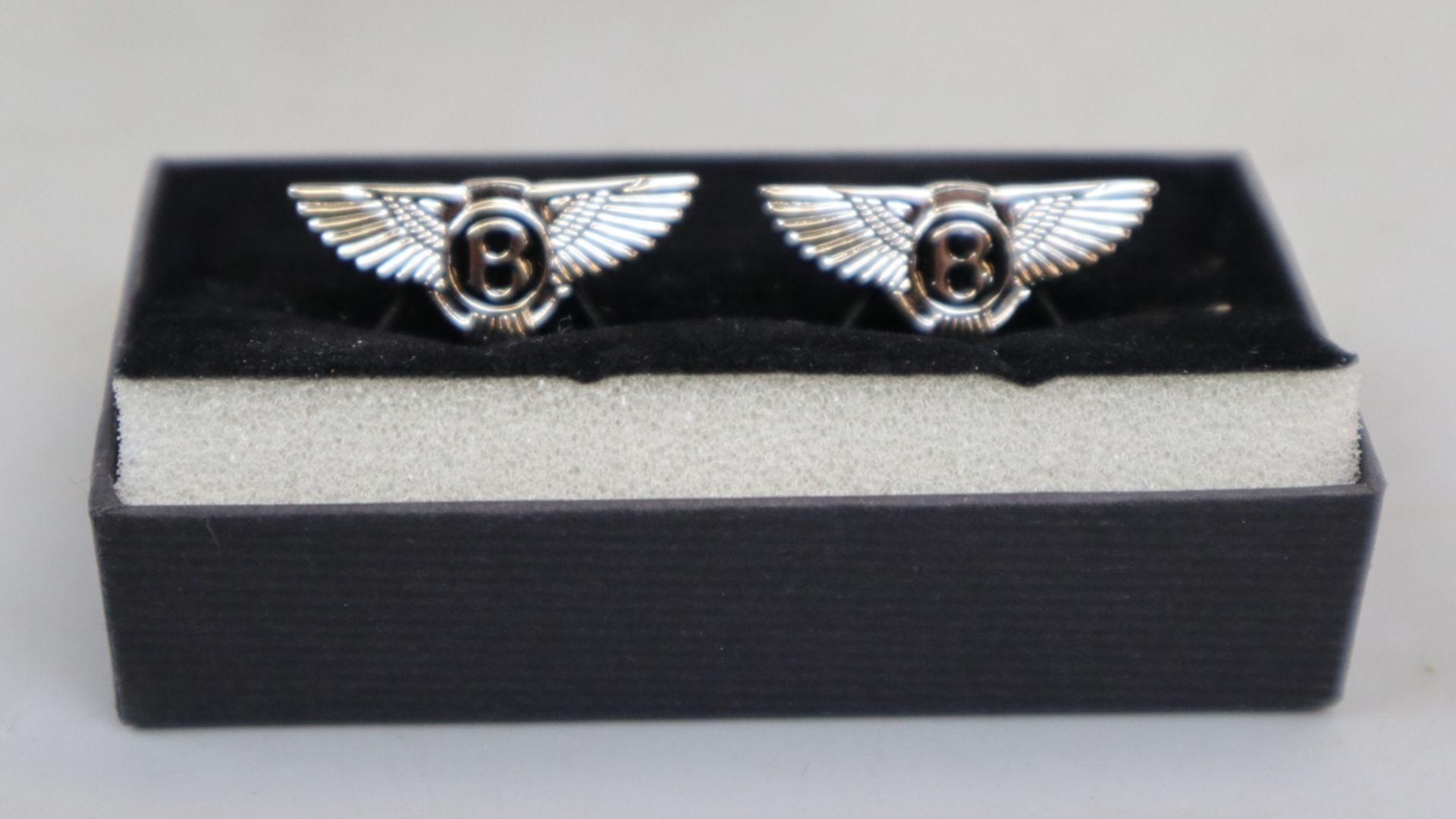 Pair of Rolls Royce cufflinks together with a pair of Bentley ones - Image 3 of 3