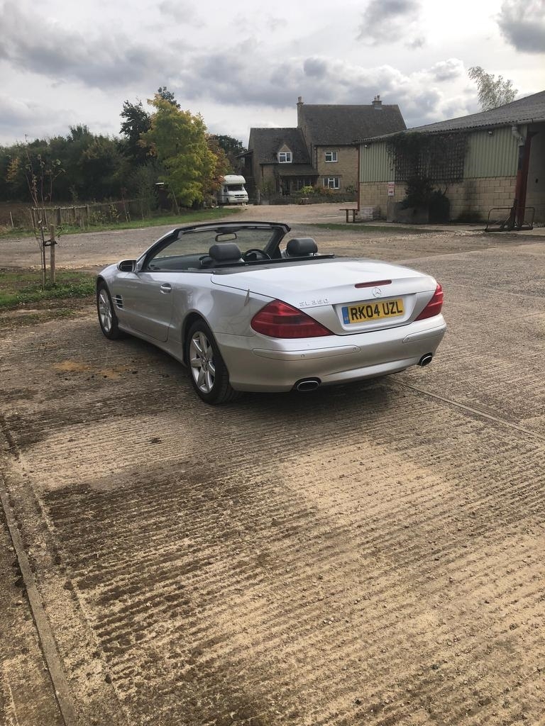 Mercedes Benz 350SL Convertible, 2004 04 reg, 89000 miles with MOT. This car has been lovingly - Image 3 of 19