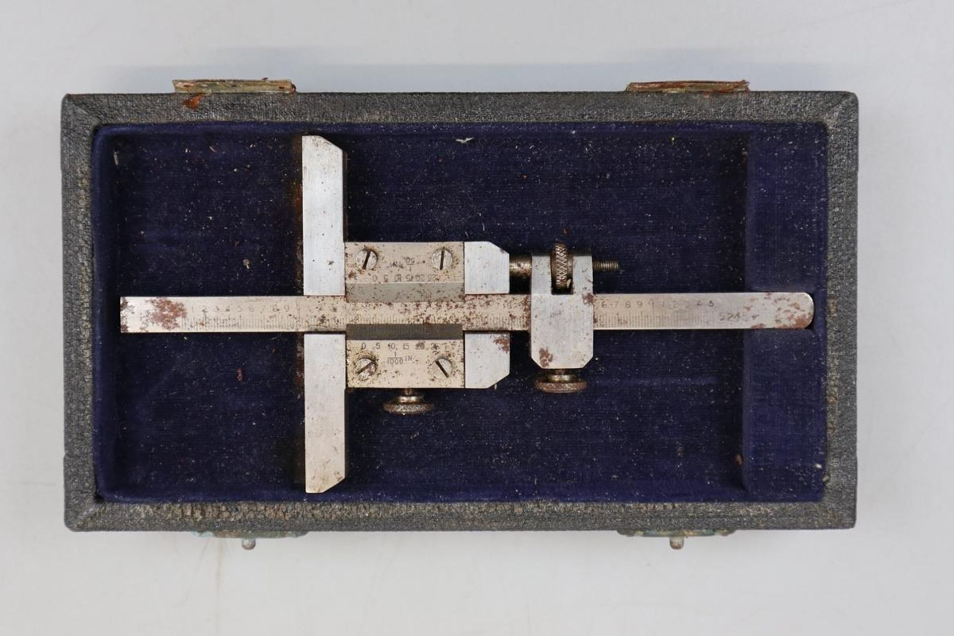 4 cased engineers tools to include Vernier depth gauge, Vernier calliper engineers tap and die set - Image 5 of 6