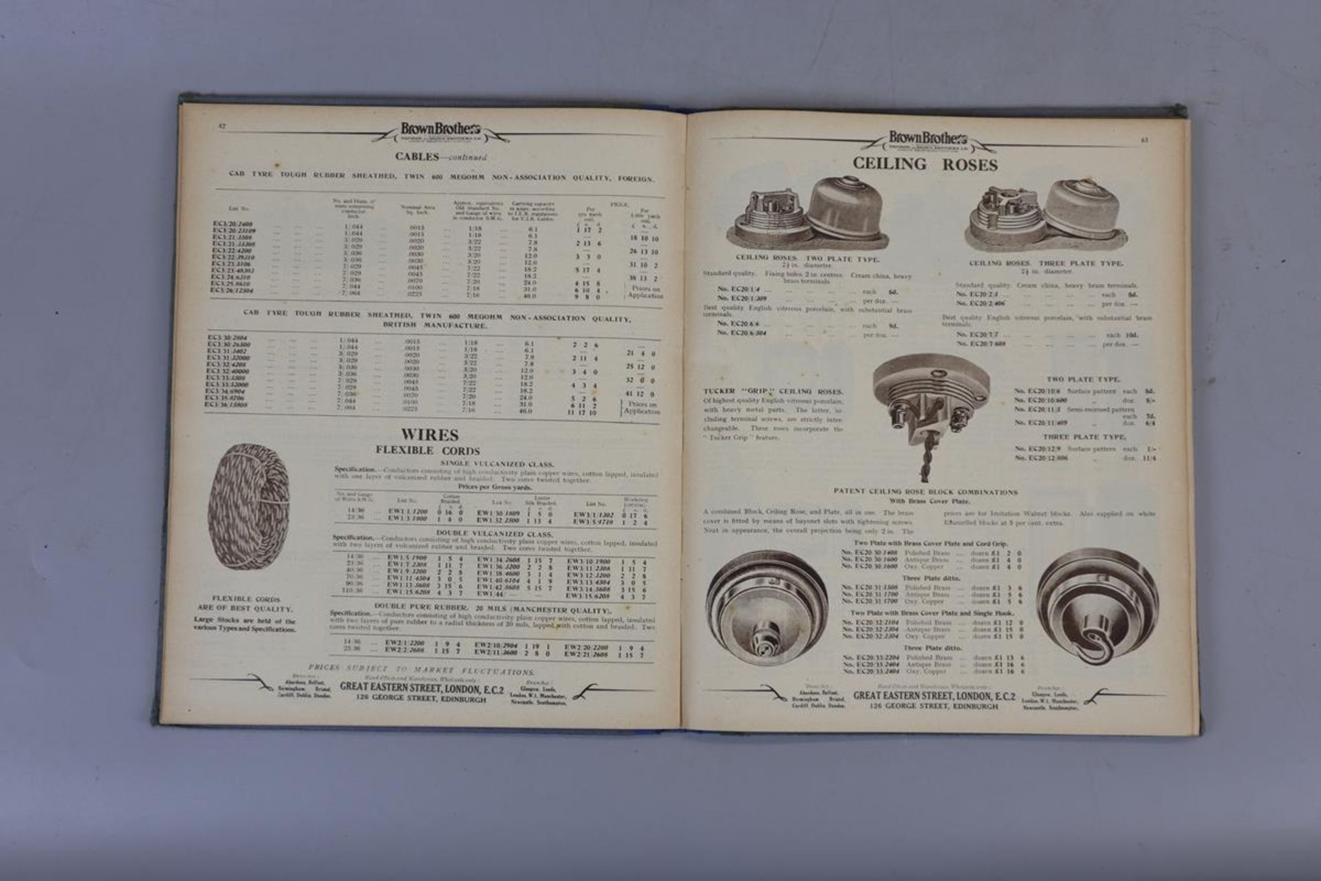 1929/30 electrical goods catalogue book ex Rea's garage Ombersley - Image 3 of 4