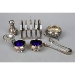 Collection of hallmarked silver - Approx weight: 261g (without glass liners)