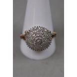 9ct gold diamond cluster ring - Size X