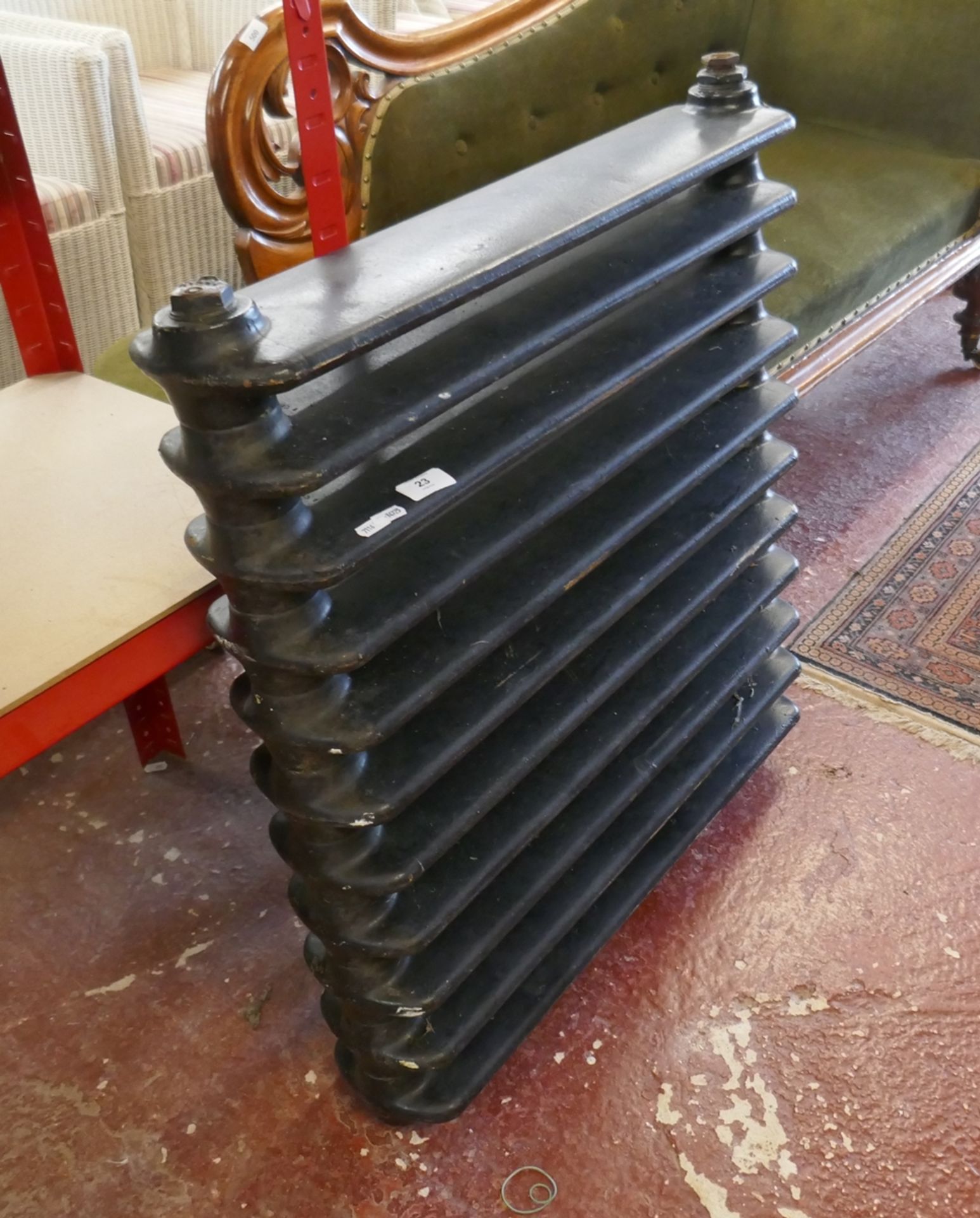 Victorian cast iron radiator - Image 2 of 2