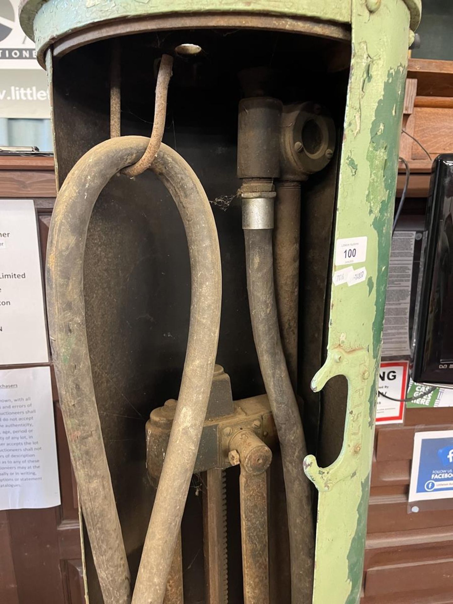 Antique cylinder hand cranked petrol pump - Approx height: 157cm - Image 4 of 5