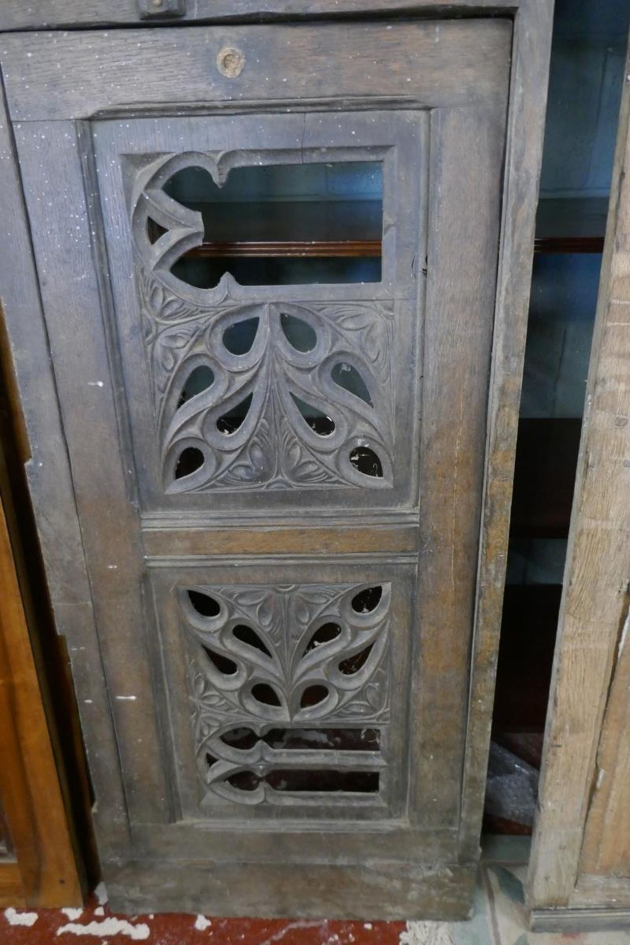 Large antique carved wooden hinged frontage - Image 4 of 4