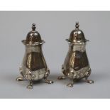 Pair of hallmarked silver shakers - Approx weight: 73g