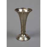 Small silver trumpet vase - Approx weight: 28g