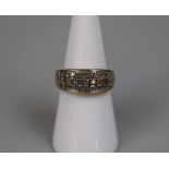Gold channel setÿdiamond ring - Size N