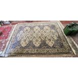 Large patterned rug - Approx size: 360cm x 248cm