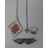 Small collection of jewellery to include silver
