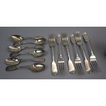 Hallmarked silver teaspoons and forks - Approx weight: 375g