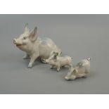 3 Beswick pig figurines (1 A/F)