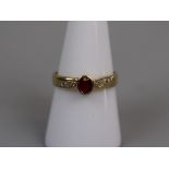 18ct gold ruby & diamond set ring - Size: P