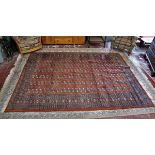 Large Persian style rug - 314cm x 223cm