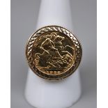 1982 Half Sovereign gold ring -Size S
