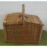 Picnic basket