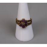 9ct gold amethyst set ring (1 stone missing) - Size: P