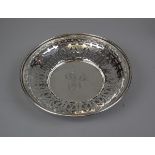 Hallmarked silver pierced dish - Approx weight: 132g