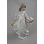 Large Lladro figure - Approx height: 30cm