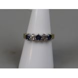 18ct gold 5 stone sapphire and diamond set ring - Size: N«