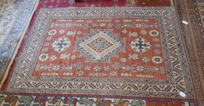 Patterned rug - Approx size: 175cm x 120cm