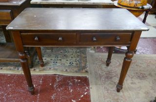 Pine side table - Approx size: W: 92cm D: 46cm H: 68cm