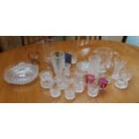 Large quantity of glassware