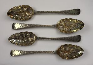4 hallmarked silver Georgian berry spoons - Approx weight 248g