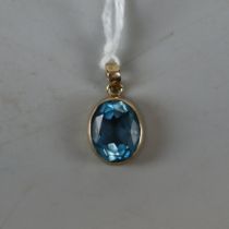 9ct gold blue topaz pendant
