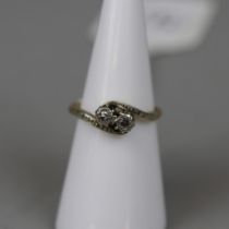 9ct gold diamond twist ring - Size L