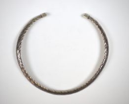 Silver necklet