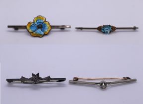 Collection of bar brooches to include silver