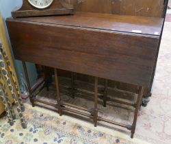 Georgian drop leaf spider table