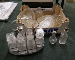 Collection of glassware to include cruet set